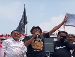 Koordinator AMPB Bacakan Surat DPR-RI di Tengah Aksi: RUU Perampasan Aset Disahkan 15 Desember