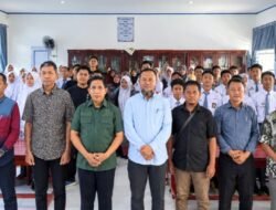 Achmad Daeng Se’re Serahkan Bantuan PIP dan Tenda Pramuka di SMAN 1 Takalar