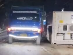Kontainer Truk Tronton Jatuh Timpa Tiga Mahasiswi di Takalar, Dua Korban Diamputasi