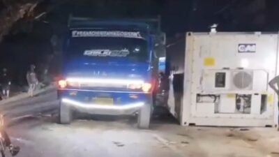 Kontainer Truk Tronton Jatuh Timpa Tiga Mahasiswi di Takalar, Dua Korban Diamputasi